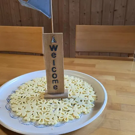 بيت للعطل Eichhoernchenhoehle